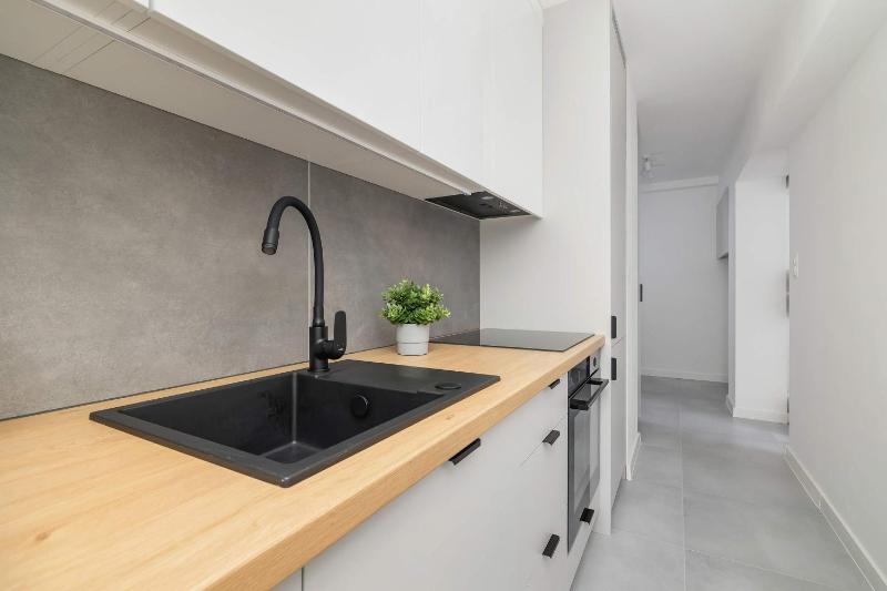 Classic Apartment Grazynskiego Katowice Near Spodek by Noclegi Renters - image 17