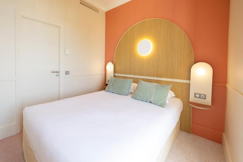 Hôtel Vacances Bleues Balmoral - image 10