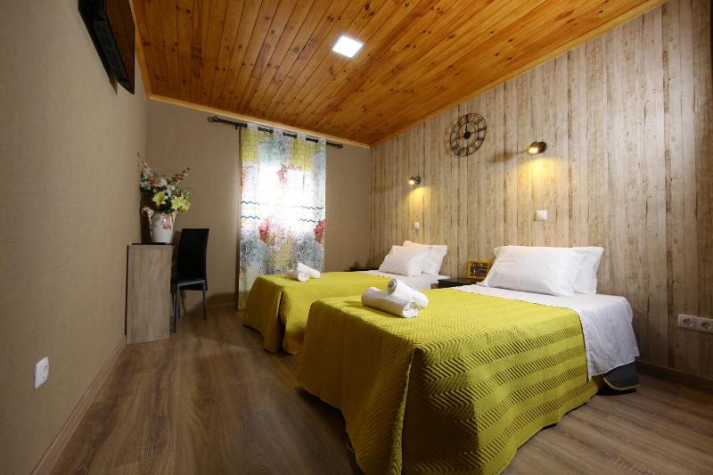Happy House - image 19