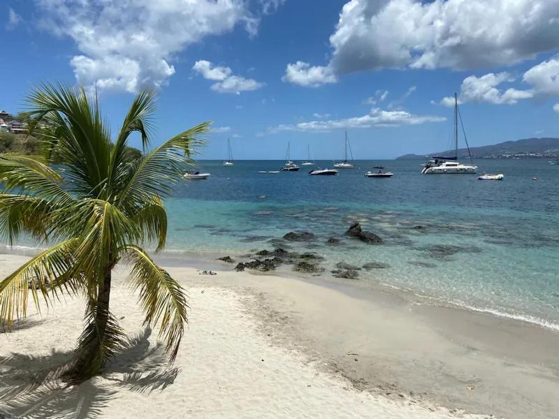Studio charmant aux Trois-Îlets avec vue mer - image 14