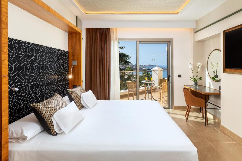 Adrián Hoteles Jardines de Nivaria - image 39