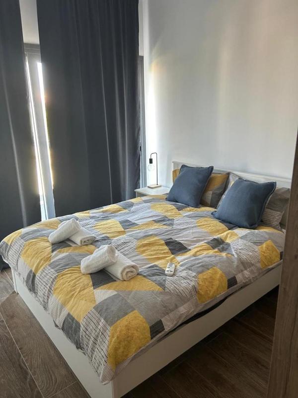 Villa - Sleeps 6 - Near Local Attractions - image 3