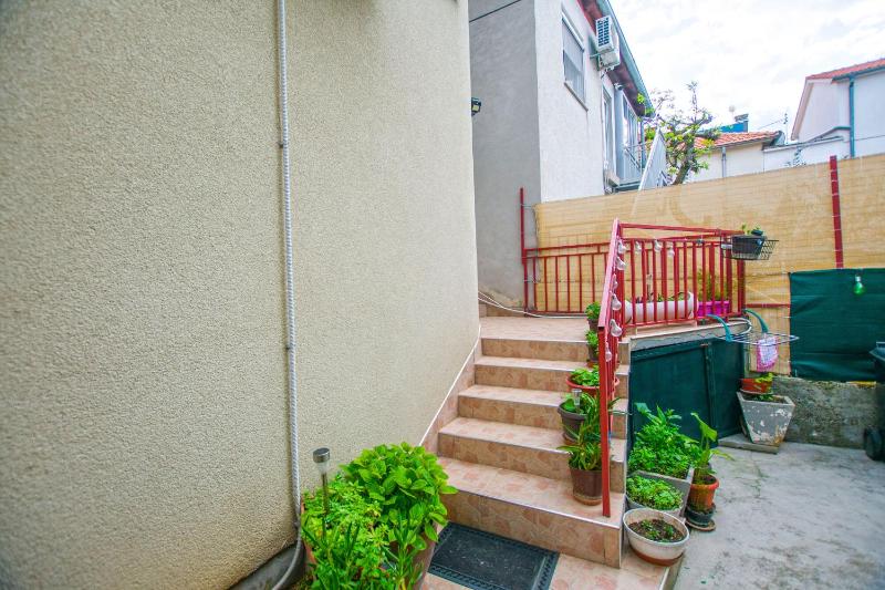 Apartment Centrum - image 23