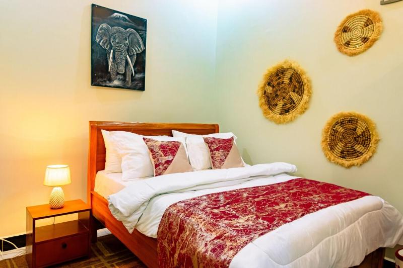 1Bed in Sinza Madukani -Breakfast Fast Wi-Fi - image 16
