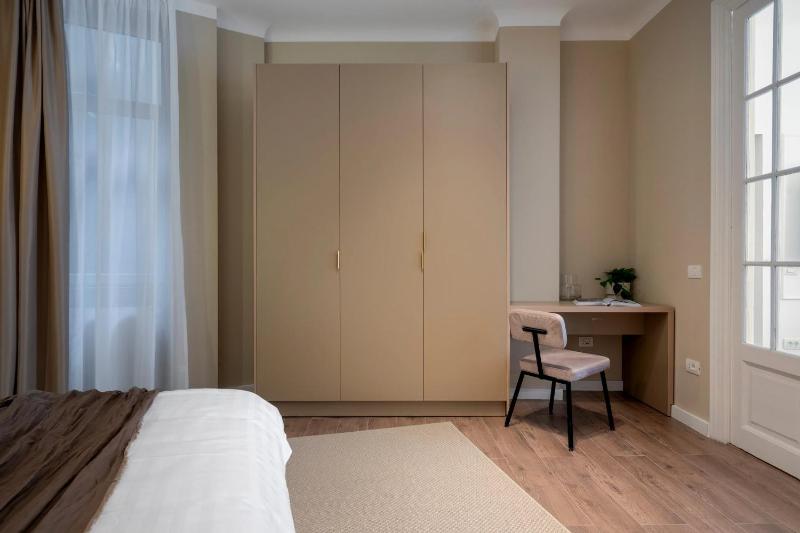 Parisian-Inspired 2BR Apartment on Calea Victoriei - High Ceilings Stylish Design & Central Location - image 5