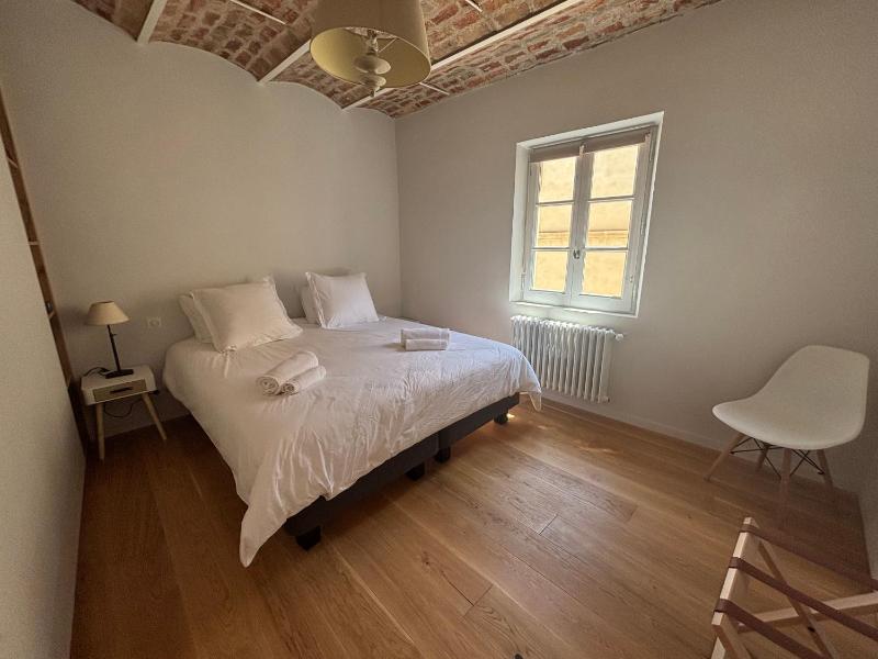 ARLES: Duplex Chic Centre - Clim & Vue Imprenable - FR-1-765-29 - image 6