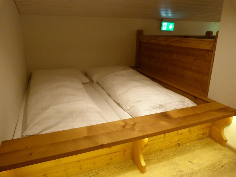Bed in 11-Bed Dormitory Room (No. 6) image 4