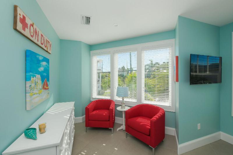 2201 AVE C home - image 15