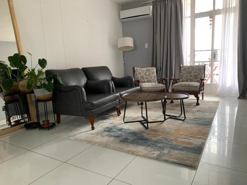 UrbanEase Stay - image 1