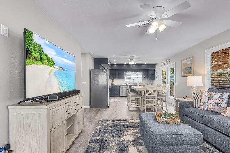 171 Canal Cove- 2BR with Canal Views home - image 7
