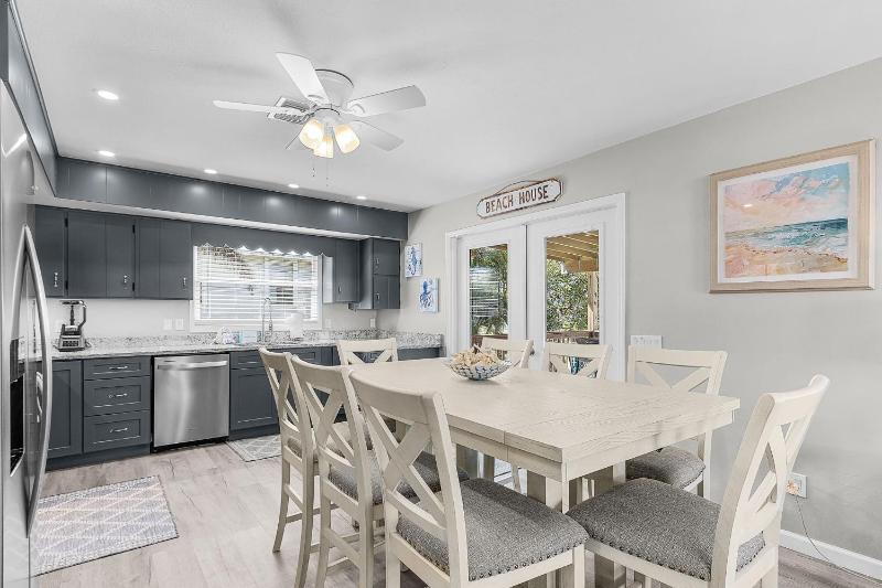 171 Canal Cove- 2BR with Canal Views home - image 14
