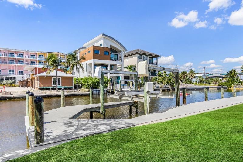171 Canal Cove- 2BR with Canal Views home - image 19