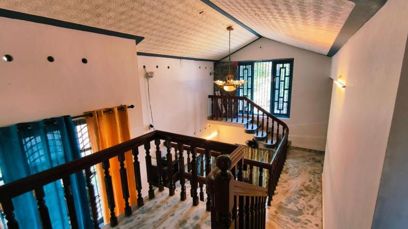 Lake and Paddy holiday home - image 27