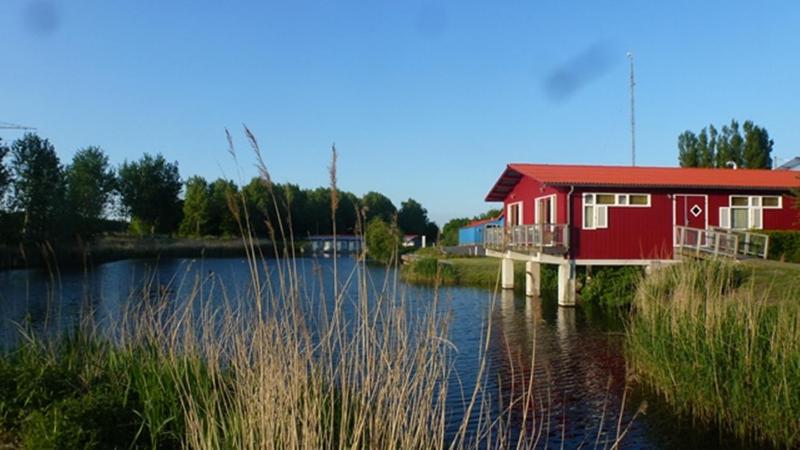 Twin Room with Balcony image 4