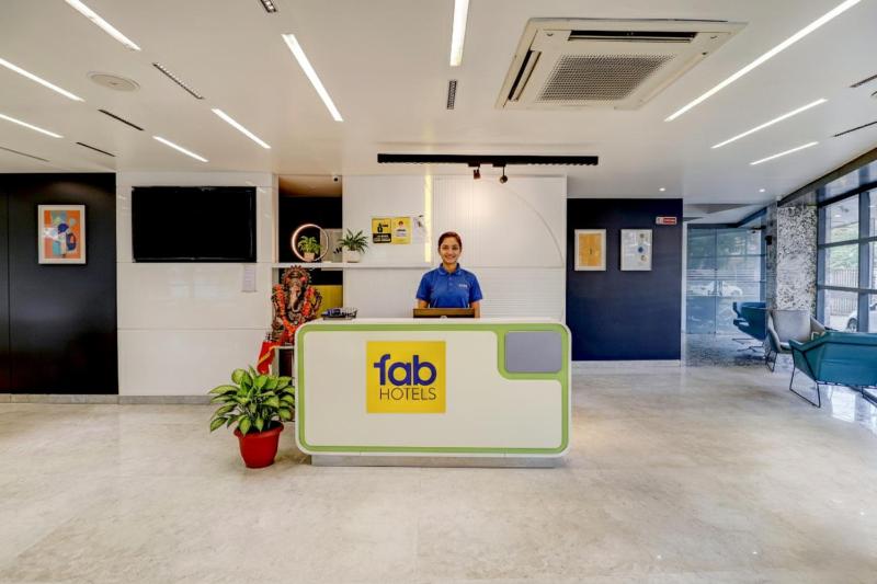 FabHotel Prime Oasis Blue - image 8