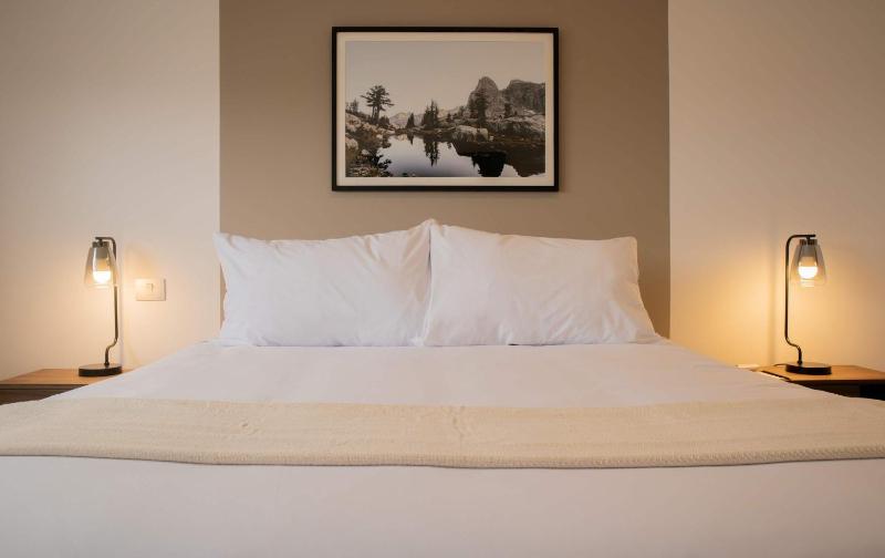 Signature Balcony 2BR in Miraflores - image 15