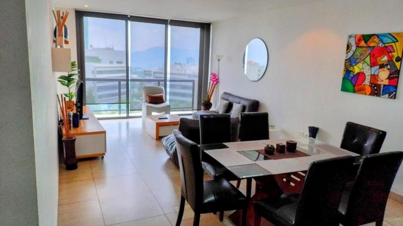 Apartamento Premium 3BR en Escalón con Vistas que Inspiran - image 13
