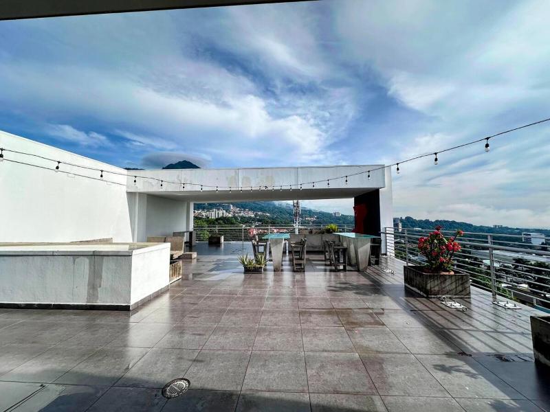Apartamento Premium 3BR en Escalón con Vistas que Inspiran - image 10