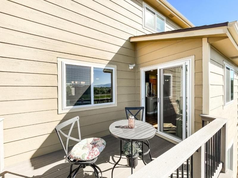 1040 Pond Side - image 3