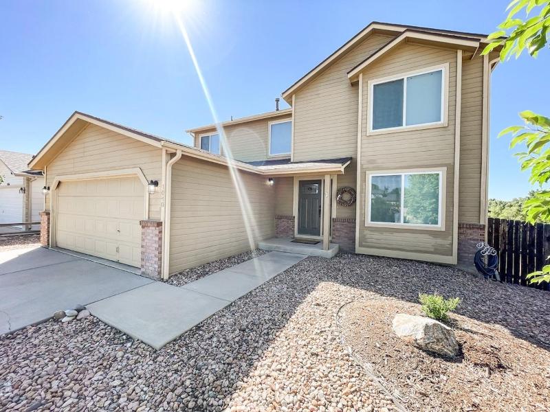 1040 Pond Side - image 9