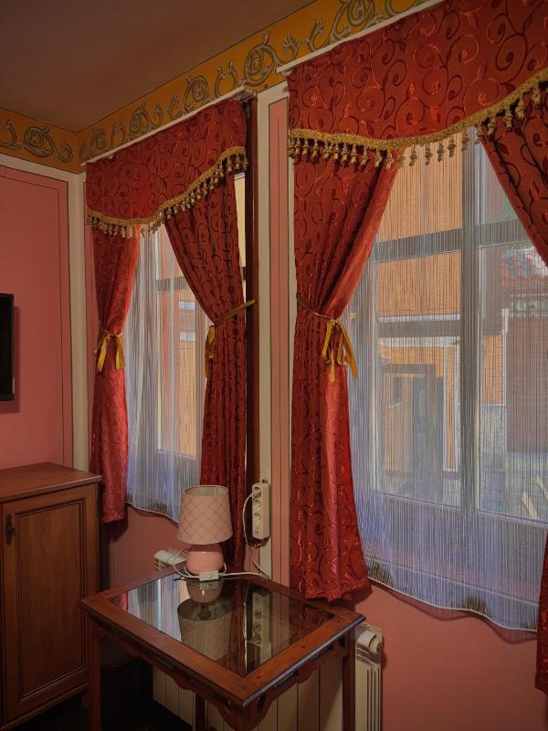 Family Hotel at Renaissance Square - image 26