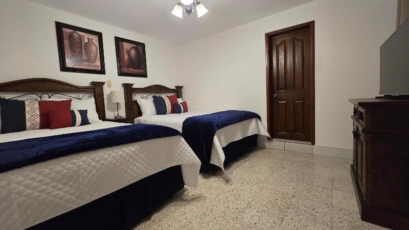 Casa Linda - image 2