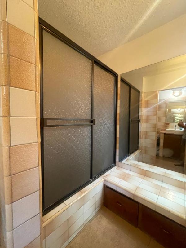 House in San Antonio Cali - image 26