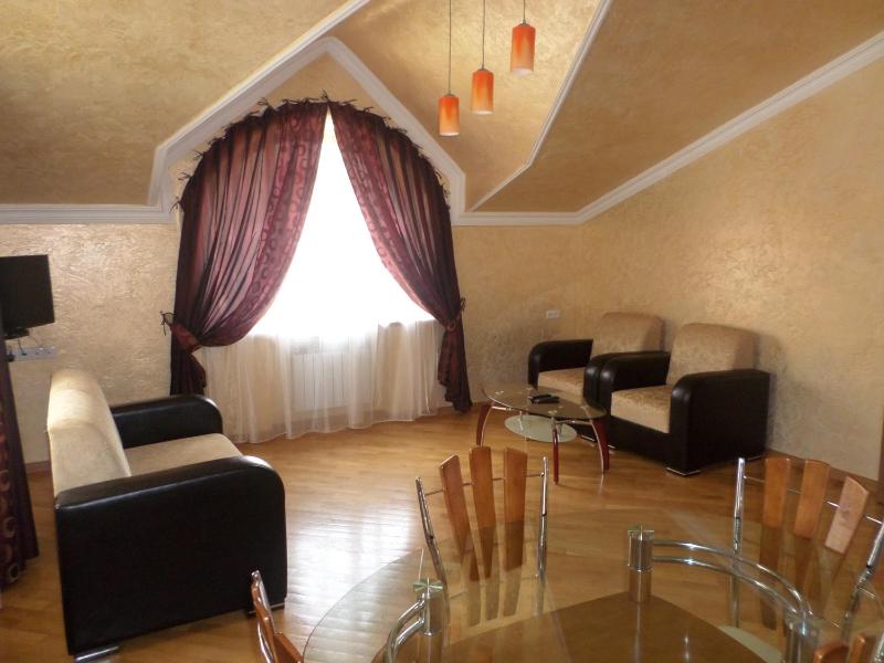 Apartment image 3