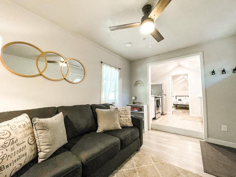 416 E Bijou - image 10