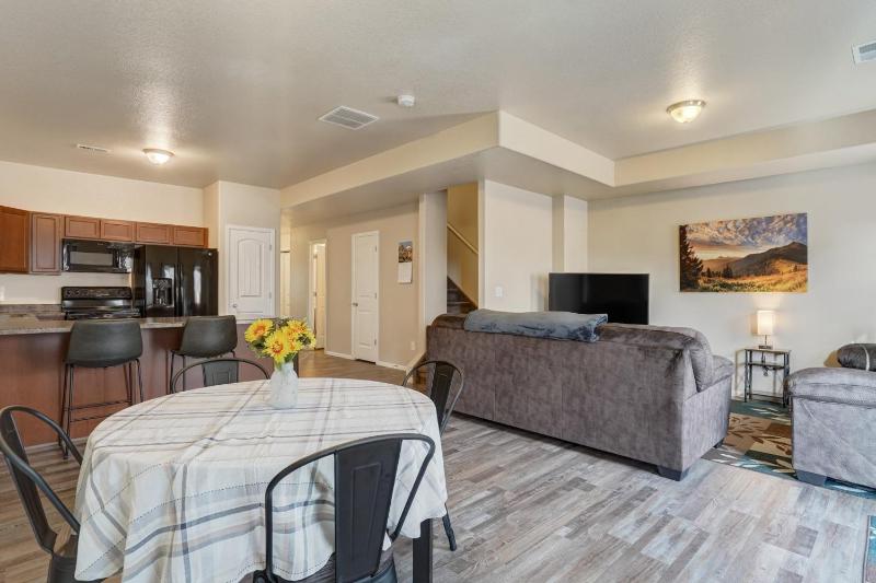 4715 Painted Sky View - image 21