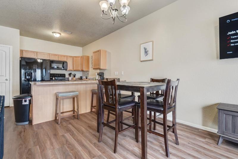 4819 Painted Sky View - image 10