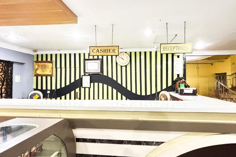 Hotel Pasar Besar RedPartner near Tugu Pahlawan - image 7