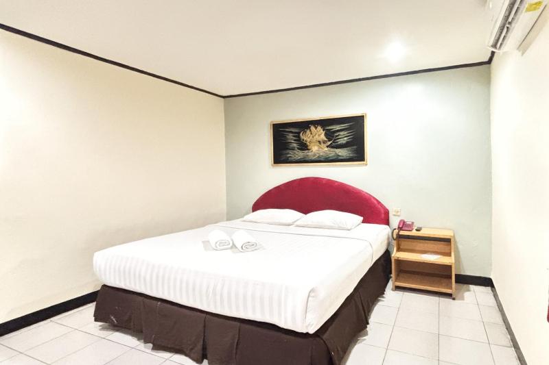 Hotel Pasar Besar RedPartner near Tugu Pahlawan - image 15