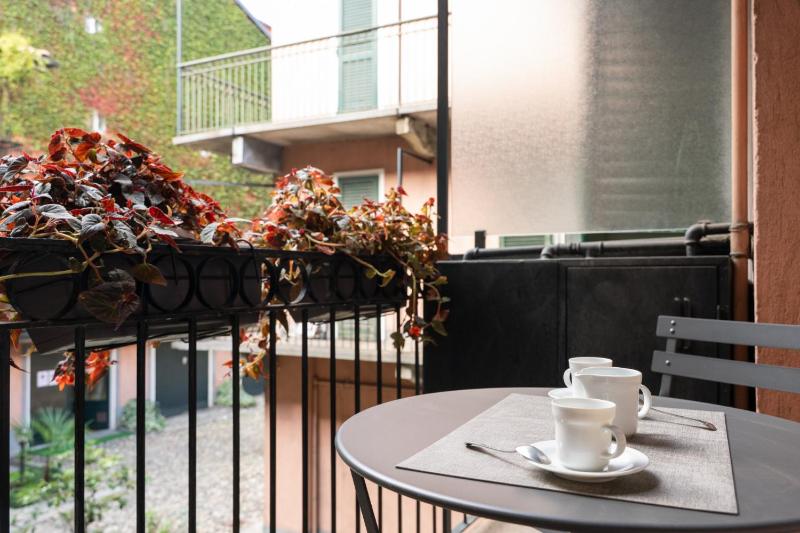 Corte sul Po – Appartamento con 2 camere | Centro Torino | Balcone romantico - image 8