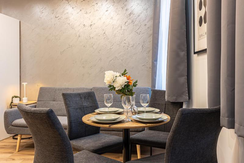 Apartamenty Wielkie Garbary 12 by 2homerent - image 21