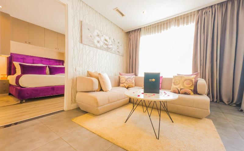 RENT-INN Suites Hotel - image 5