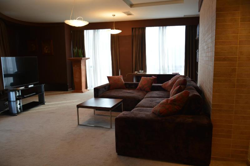Two-Bedroom Apartment with Spa Bath image 4