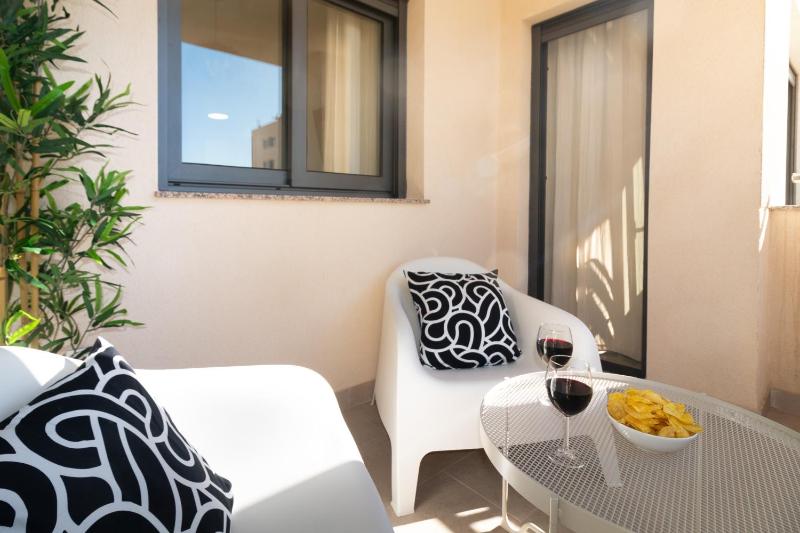 Modern and Cozy Apartment with Pool Tennis Court and Common Areas in Torre del Mar - image 44