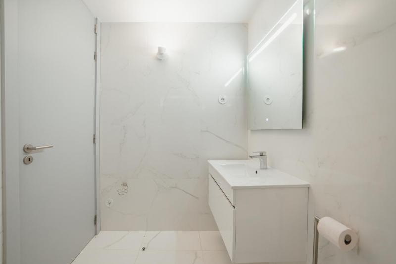Amazing Pool Apartments by Vacationy - image 19