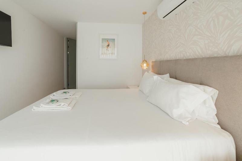 Amazing Pool Apartments by Vacationy - image 23
