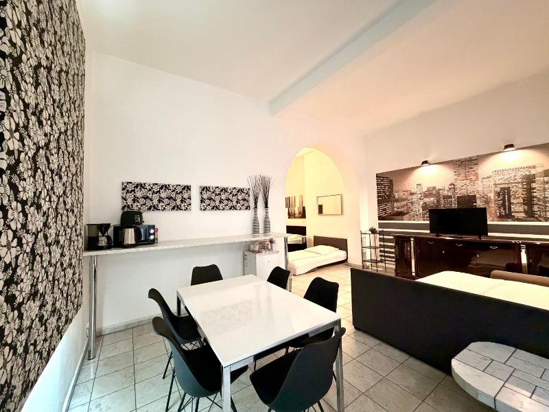 Altstadthotel Hayk am Rhein - image 16