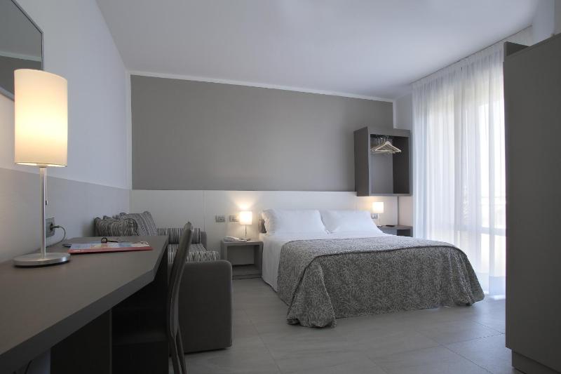 Hotel Sofia - image 16