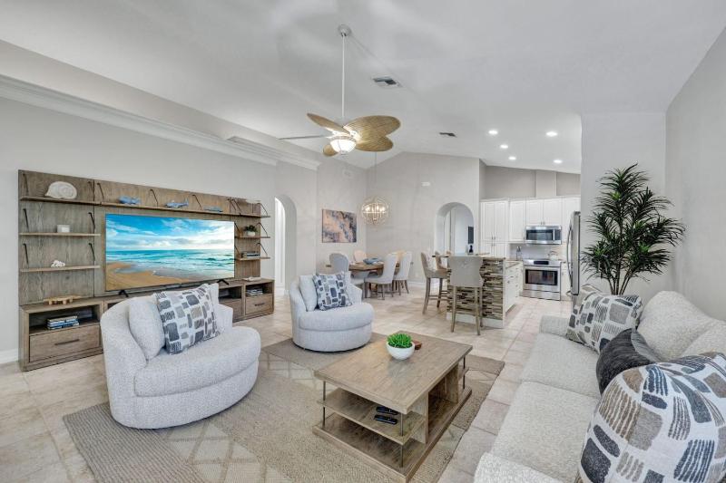 New Coastal Retreat – 4BR/3BA with Private Pool Near Vanderbilt Beach - image 7