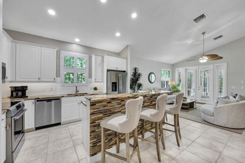 New Coastal Retreat – 4BR/3BA with Private Pool Near Vanderbilt Beach - image 10