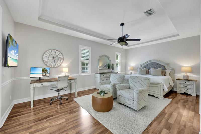 New Coastal Retreat – 4BR/3BA with Private Pool Near Vanderbilt Beach - image 13