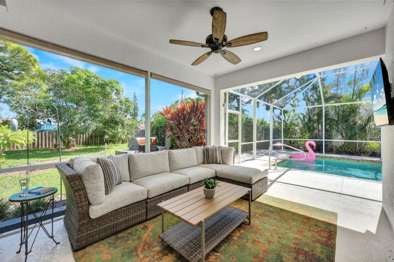 New Coastal Retreat – 4BR/3BA with Private Pool Near Vanderbilt Beach - image 15