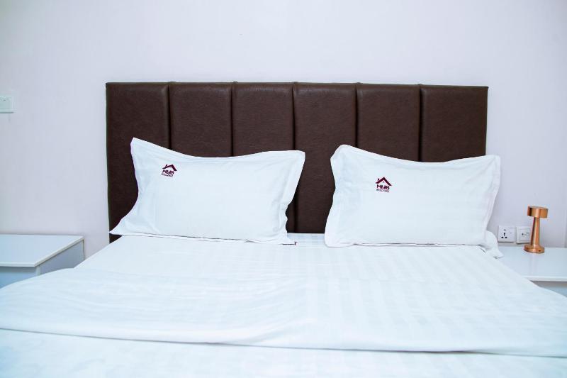 MHB RESIDENCE - image 7