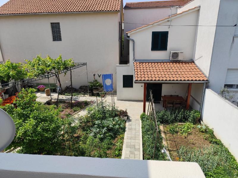 Apartments with parking space Murter - 5089 - image 11