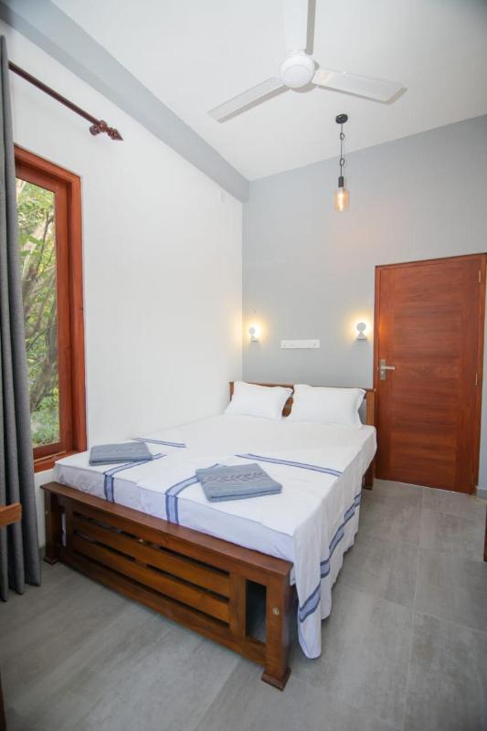 Light house beach home - image 7