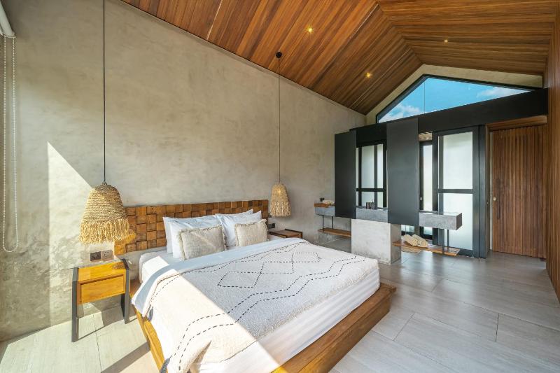 Veda - Sleek 2BR Canggu Oasis with Lush Tropical Vibes! - image 28